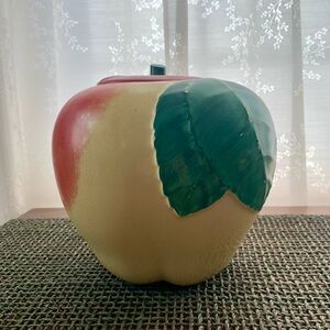 Rare Vintage 50’s Retro McCoy Hull Apple-Shaped Ceramic Cookie Jar with Lid